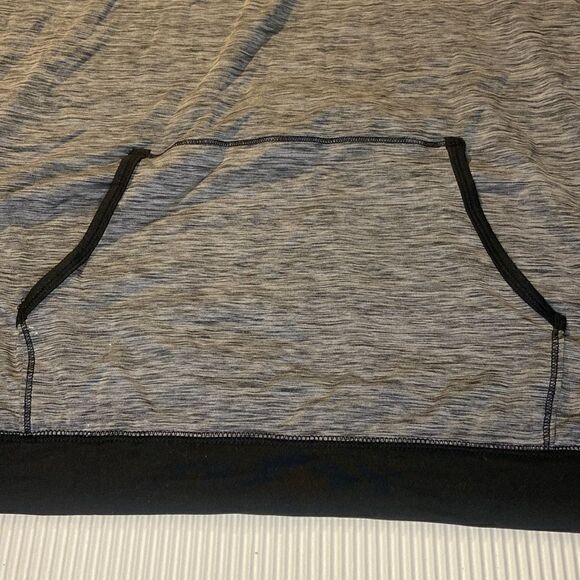 Maurice’s In Motion Athletic Top Size 3 - Picture 2 of 7